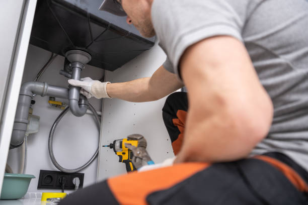 Best Clogged Drain Plumber  in Roseburg, OR